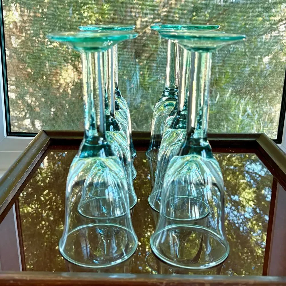 Vintage set hand